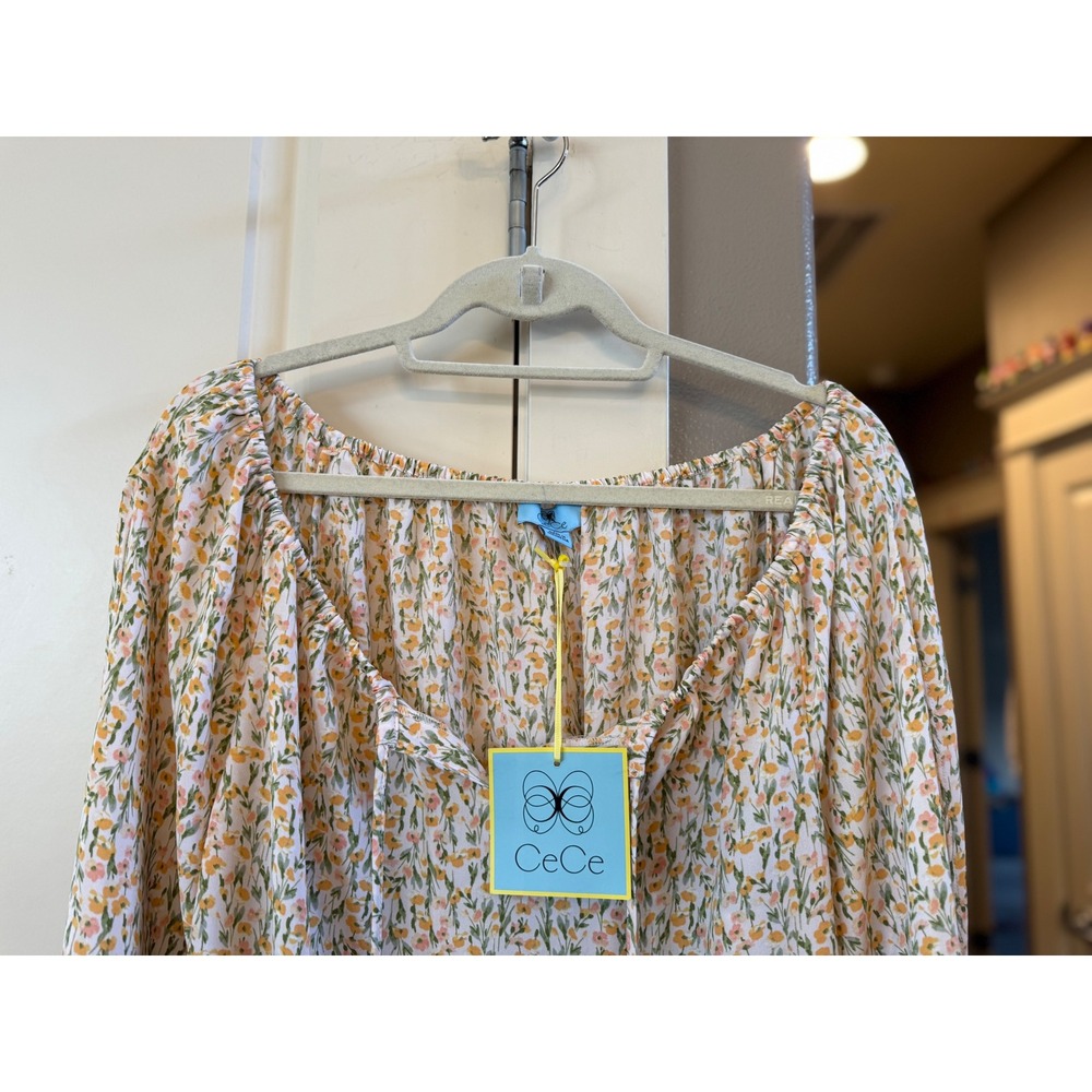 CeCe Women's Flowy Lightweight NWT Floral Print Summery Split Sleeve Blouse XL - Picture 2 of 13